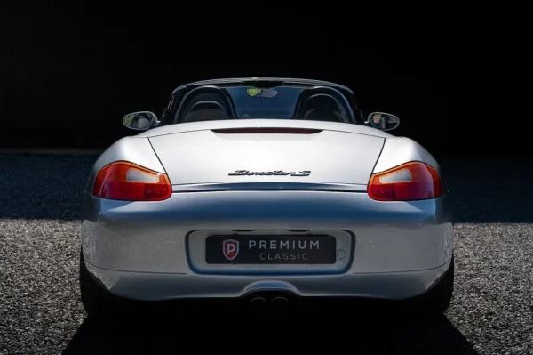 premium-classic-688131af9af11.jpg Porsche Boxster S
